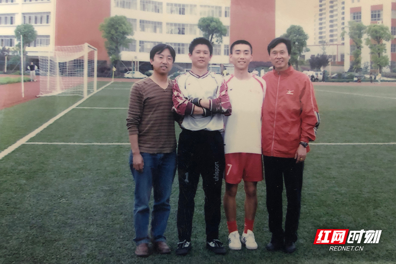 拿撒勒伊里特夏普尔